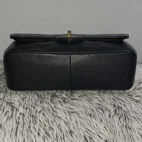 Chanel Jumbo Flap - Picture 13 of 15